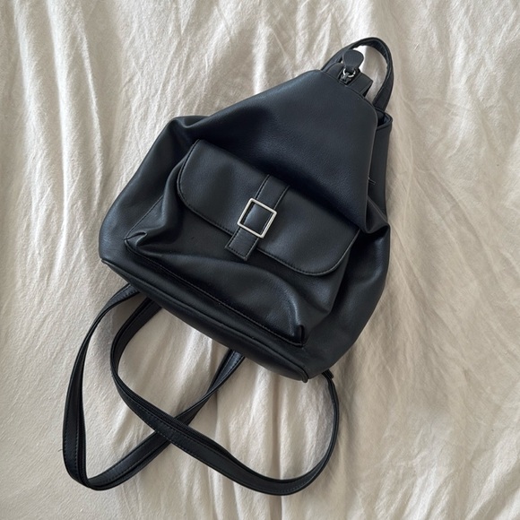 Hillard & Hanson Black Leather Backpack - Picture 1 of 7